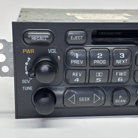 Chevy Delco AM/FM radio Cassette player for 95-02 car/truck 16232121 - Picture 2 of 15